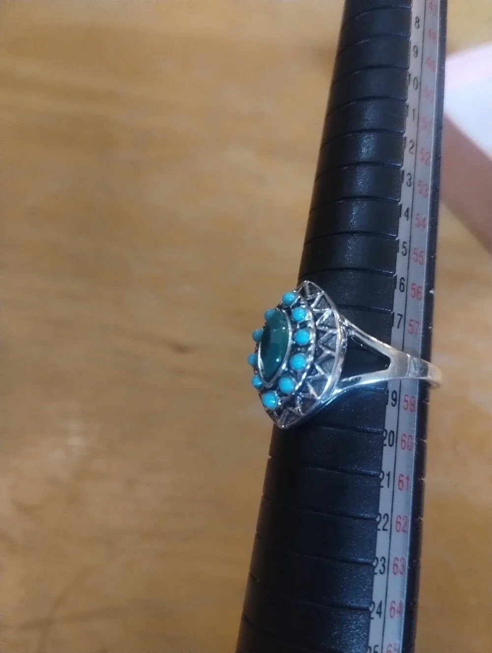 New Size 8.5 Vintage Style Green & Turquoise Fashion Ring Silver Tone Statement